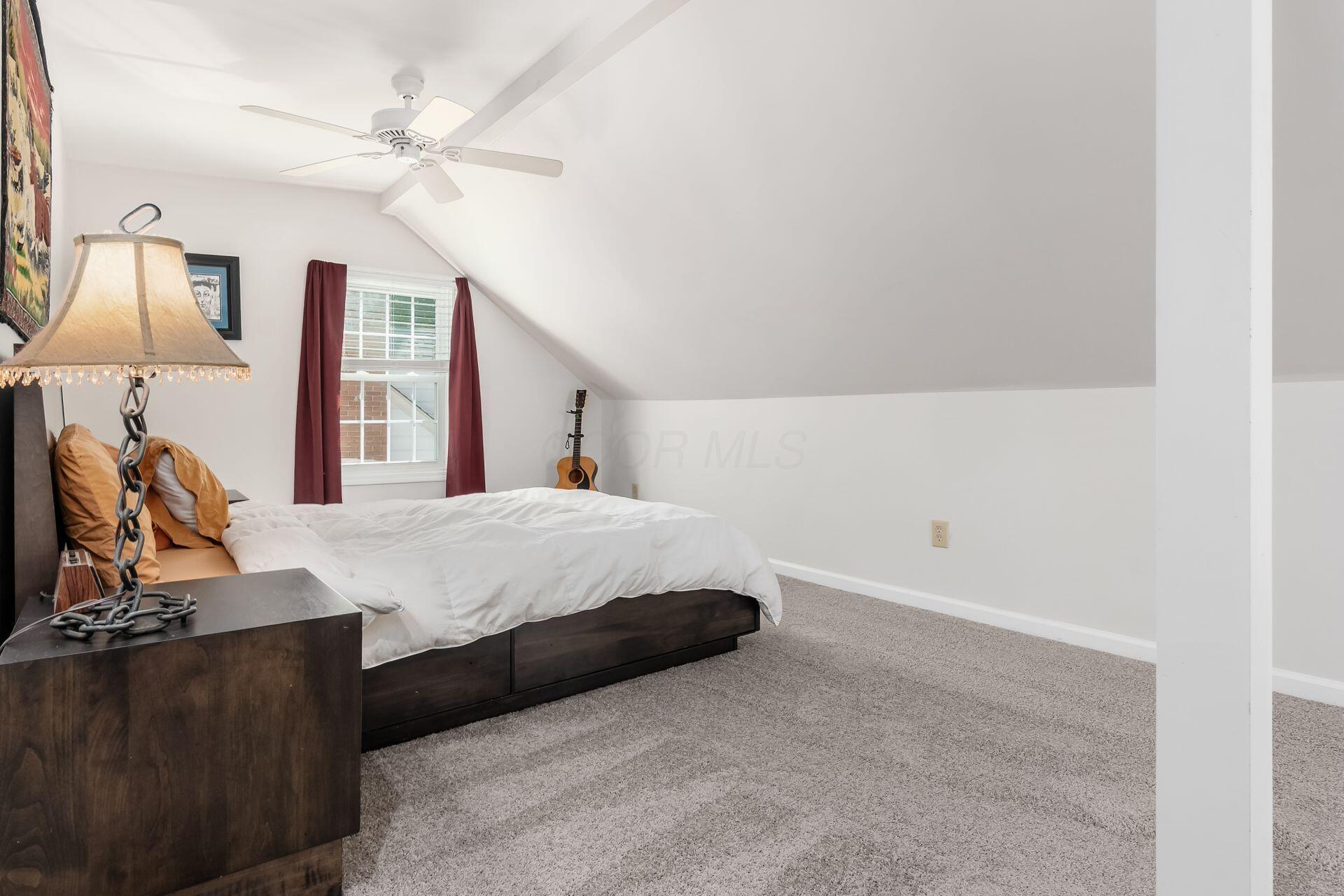 256 East Beaumont Road Columbus, OH 43214 - Photo 20 of 37 Primary Suite