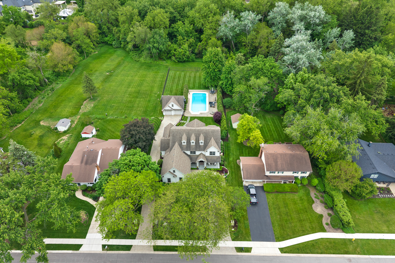 1726 Kay Road Wheaton, IL 60187 - Photo 5 of 50