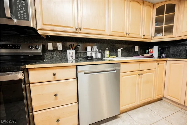 $292,000 | 687 Marina Drive, Unit 39, Boulder City, NV 89005