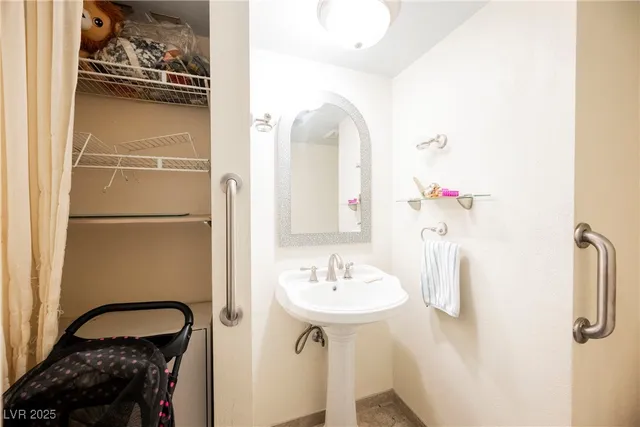 $292,000 | 687 Marina Drive, Unit 39, Boulder City, NV 89005