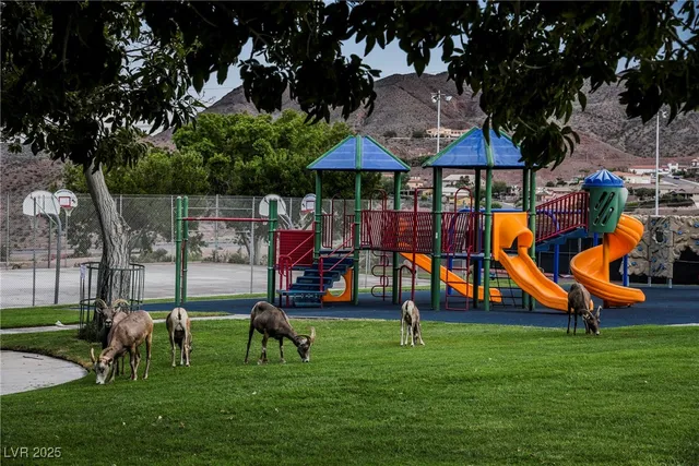 $292,000 | 687 Marina Drive, Unit 39, Boulder City, NV 89005