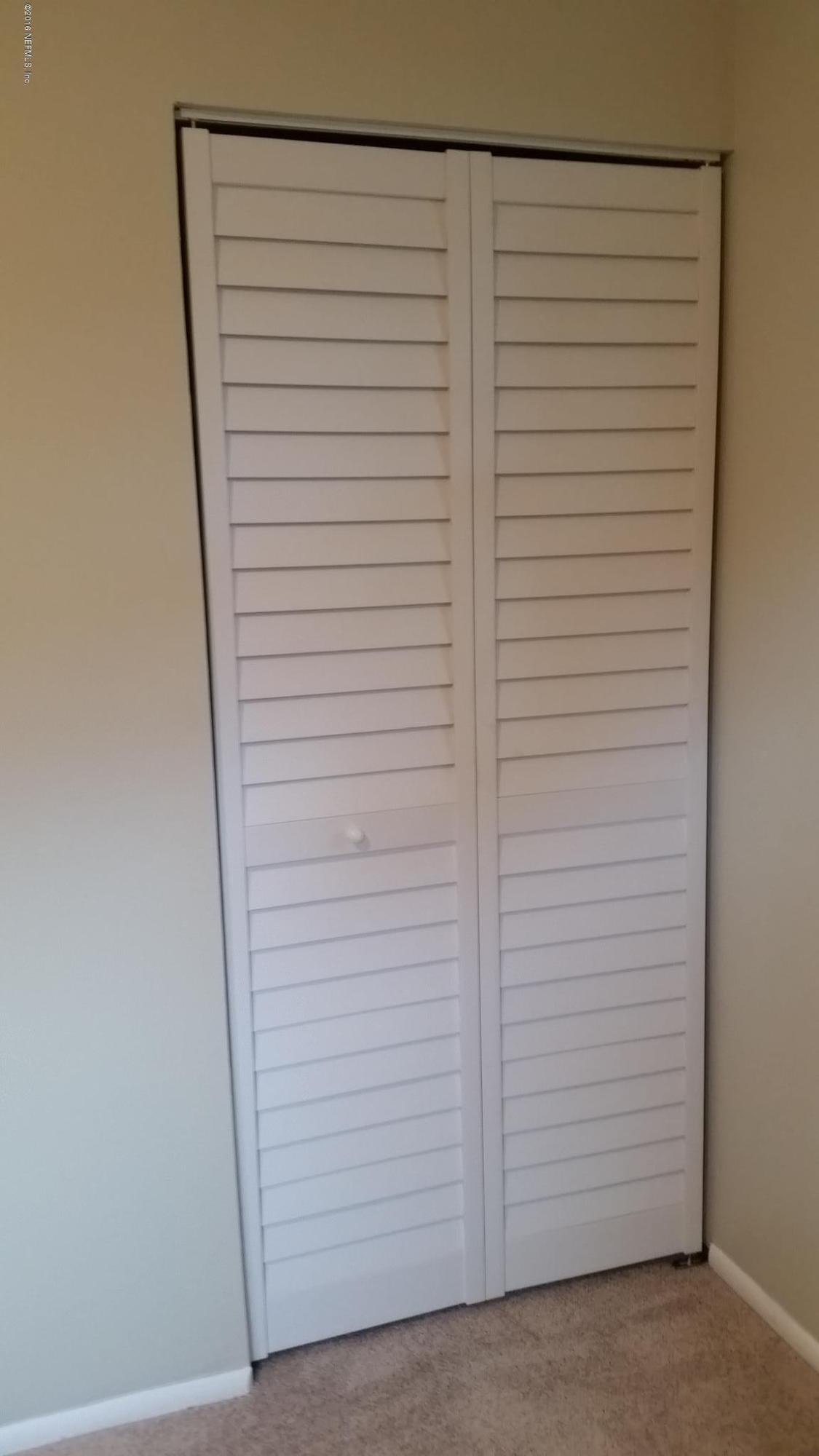 748 Vecuna Road Atlantic Beach, FL 32233 - Photo 27 of 33 a view of closet area