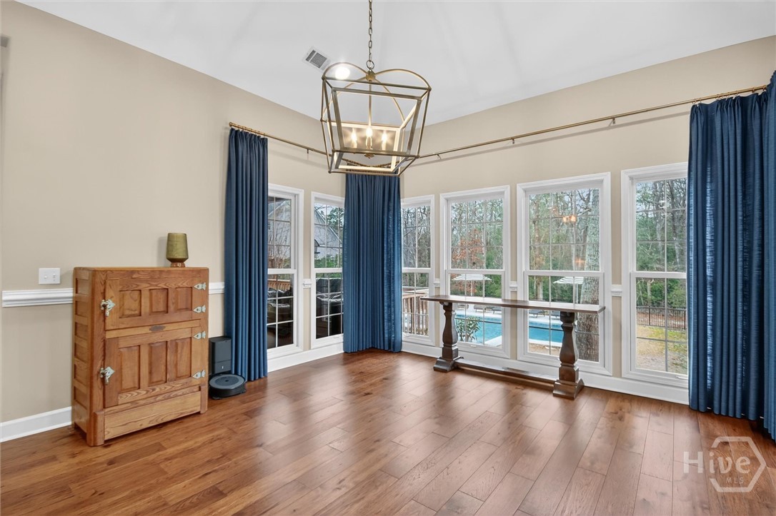 101 Red Bluff Run Rincon, GA 31326 - Photo 20 of 45 Breakfast room large enough for an extended dining table