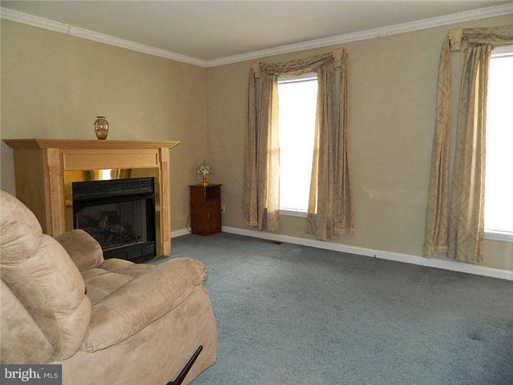 63 Makefield Road Yardley, PA 19067 - Photo 8 of 23 Gallery Image 8