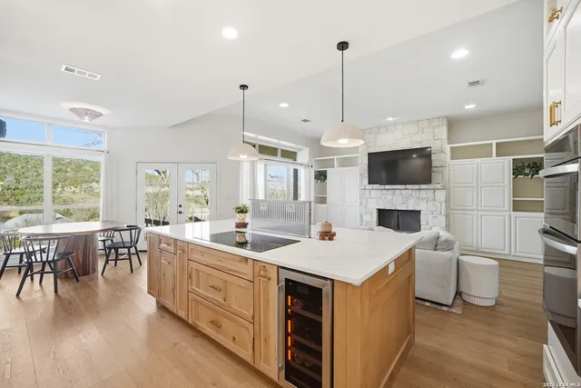 $699,000 | 204 Tapatio Drive West, Boerne, TX 78006