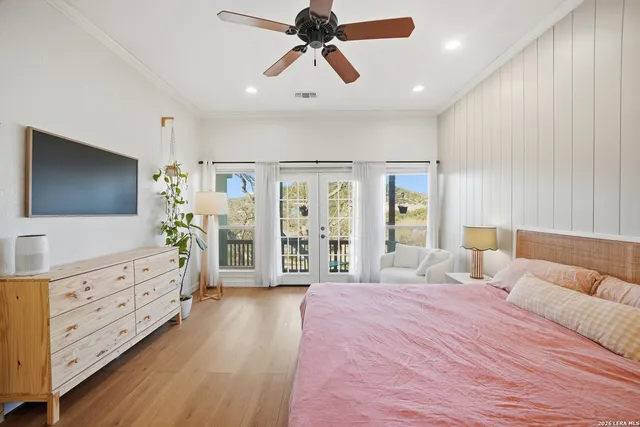 $699,000 | 204 Tapatio Drive West, Boerne, TX 78006