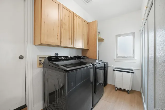 $699,000 | 204 Tapatio Drive West, Boerne, TX 78006