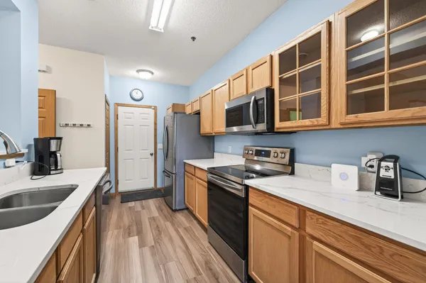 $280,000 | 11357 Aberdeen Circle Northeast, Unit B, Blaine, MN 55449