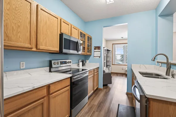 $280,000 | 11357 Aberdeen Circle Northeast, Unit B, Blaine, MN 55449