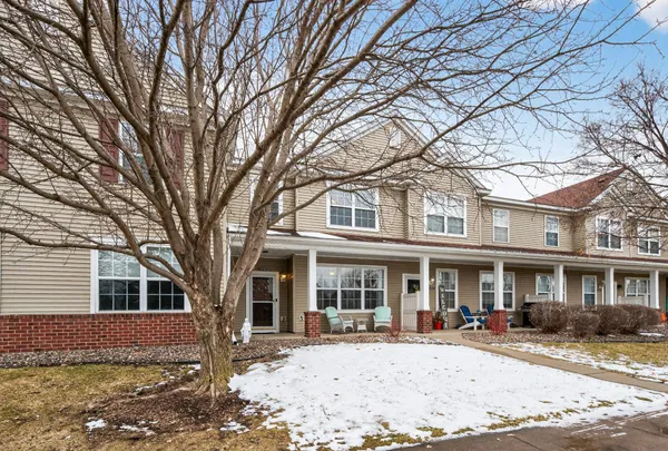 $280,000 | 11357 Aberdeen Circle Northeast, Unit B, Blaine, MN 55449