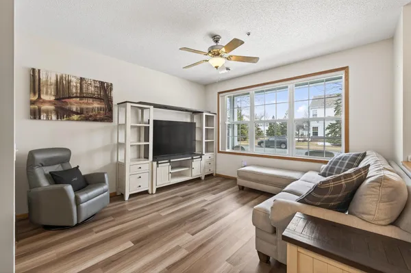 $280,000 | 11357 Aberdeen Circle Northeast, Unit B, Blaine, MN 55449