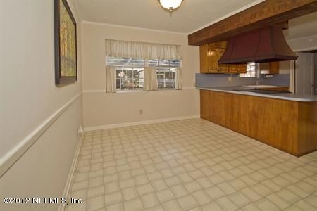 1415 Big Tree Road Neptune Beach, FL 32266 - Photo 5 of 24 Breakfast area