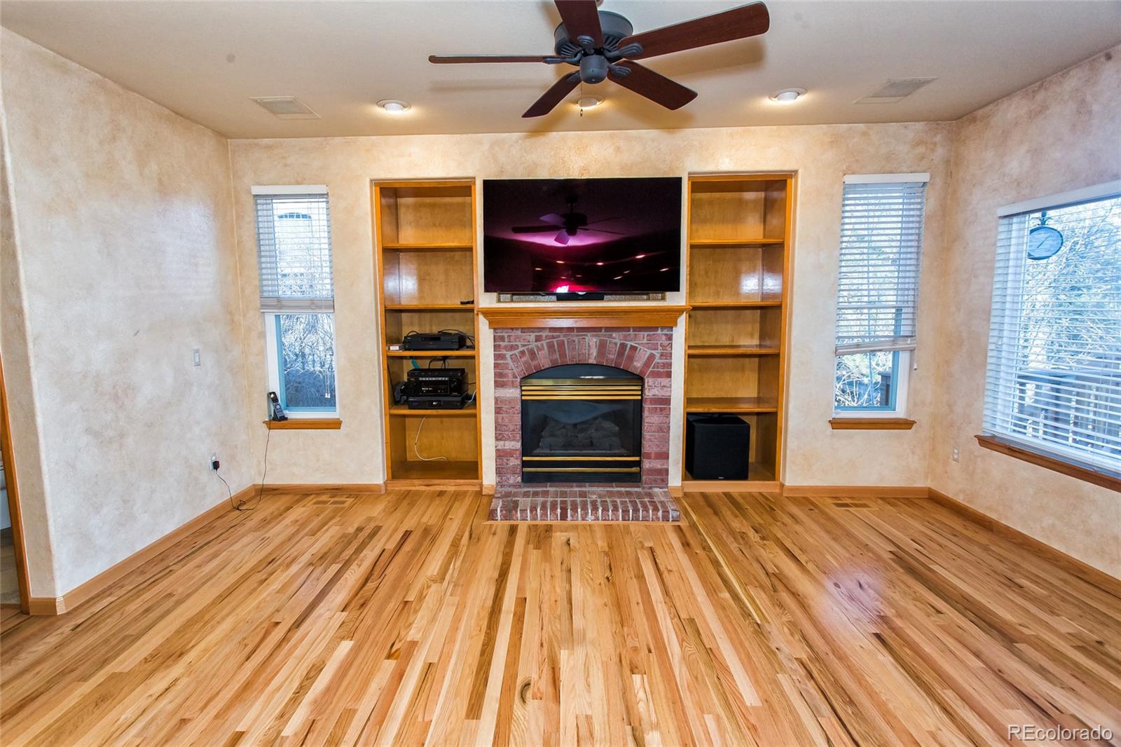 6671 Tiger Tooth Littleton, CO 80124 - Photo 6 of 39