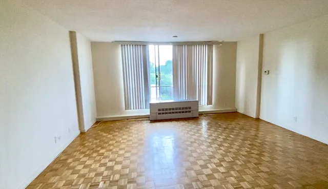 $2,400 | 44 Washington Street, Unit 612, Brookline, MA 02445