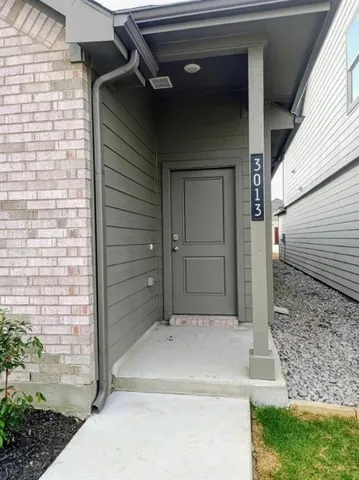 $1,750 | 3013 Pecan Farm Lane, Fort Worth, TX 76140