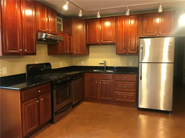 $1,850 | 8233 Birch Street, Unit B, New Orleans, LA 70118