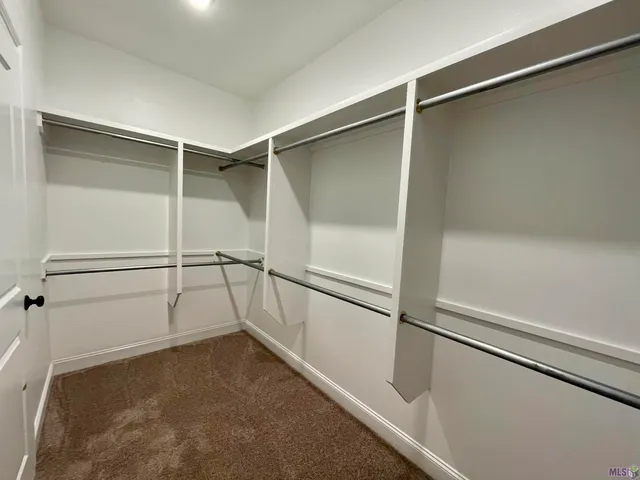 $2,300 | Undisclosed Address, Zachary, LA 70791