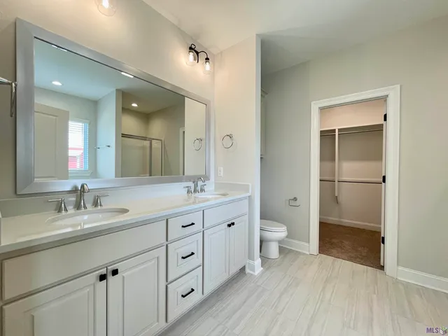 $2,300 | Undisclosed Address, Zachary, LA 70791