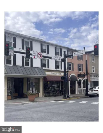 $1,850 | 102 West State Street, Unit 1, Kennett Square, PA 19348