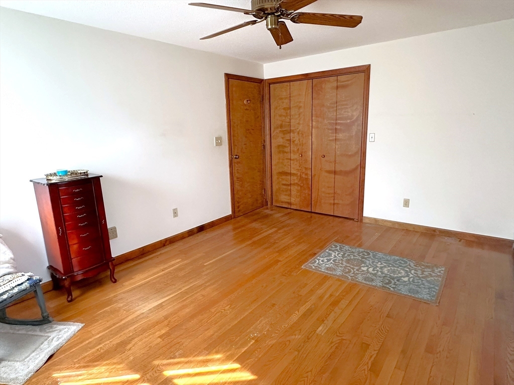 175 College Park Road Fall River, MA 02720 - Photo 11 of 37