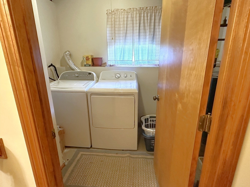 175 College Park Road Fall River, MA 02720 - Photo 21 of 37