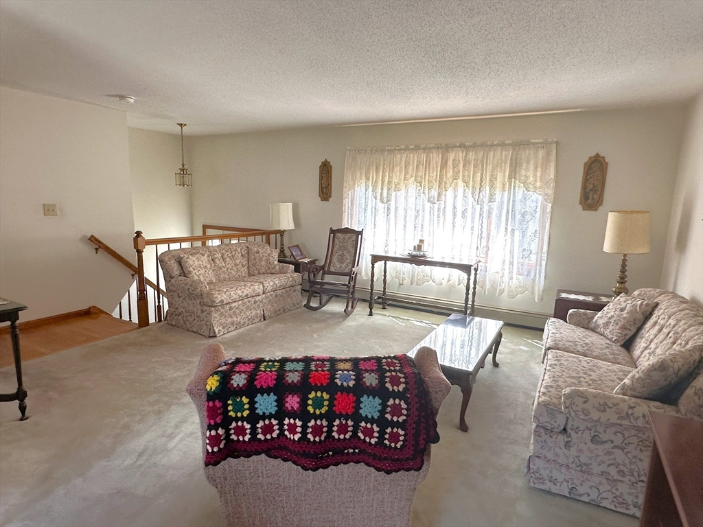 175 College Park Road Fall River, MA 02720 - Photo 8 of 37