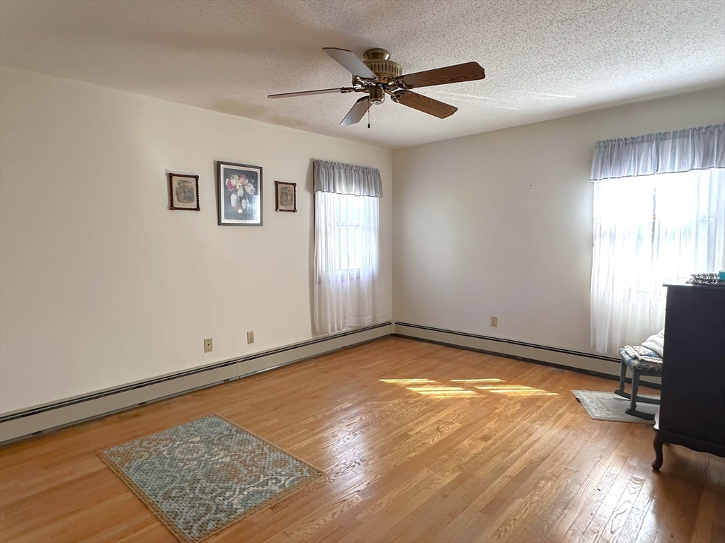 175 College Park Road Fall River, MA 02720 - Photo 10 of 37