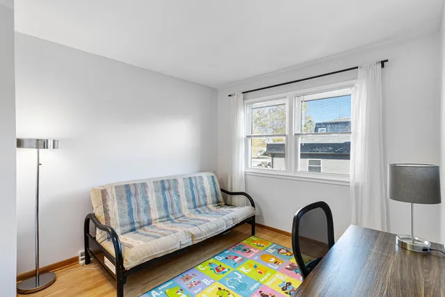 $3,800 | 2430 South Shag Bark Trail, Arlington Heights, IL 60005