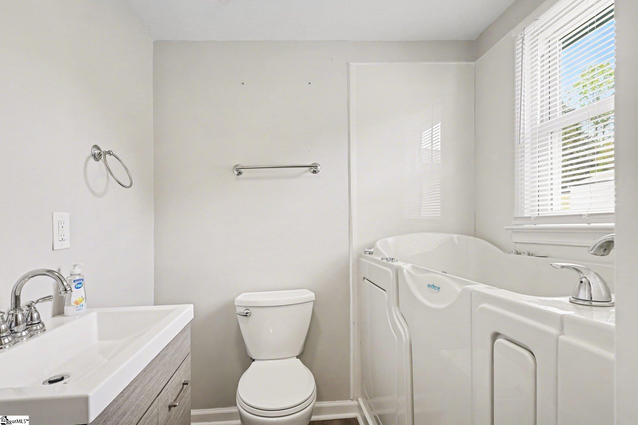 274 Gibson Road Easley, SC 29640 - Photo 19 of 27