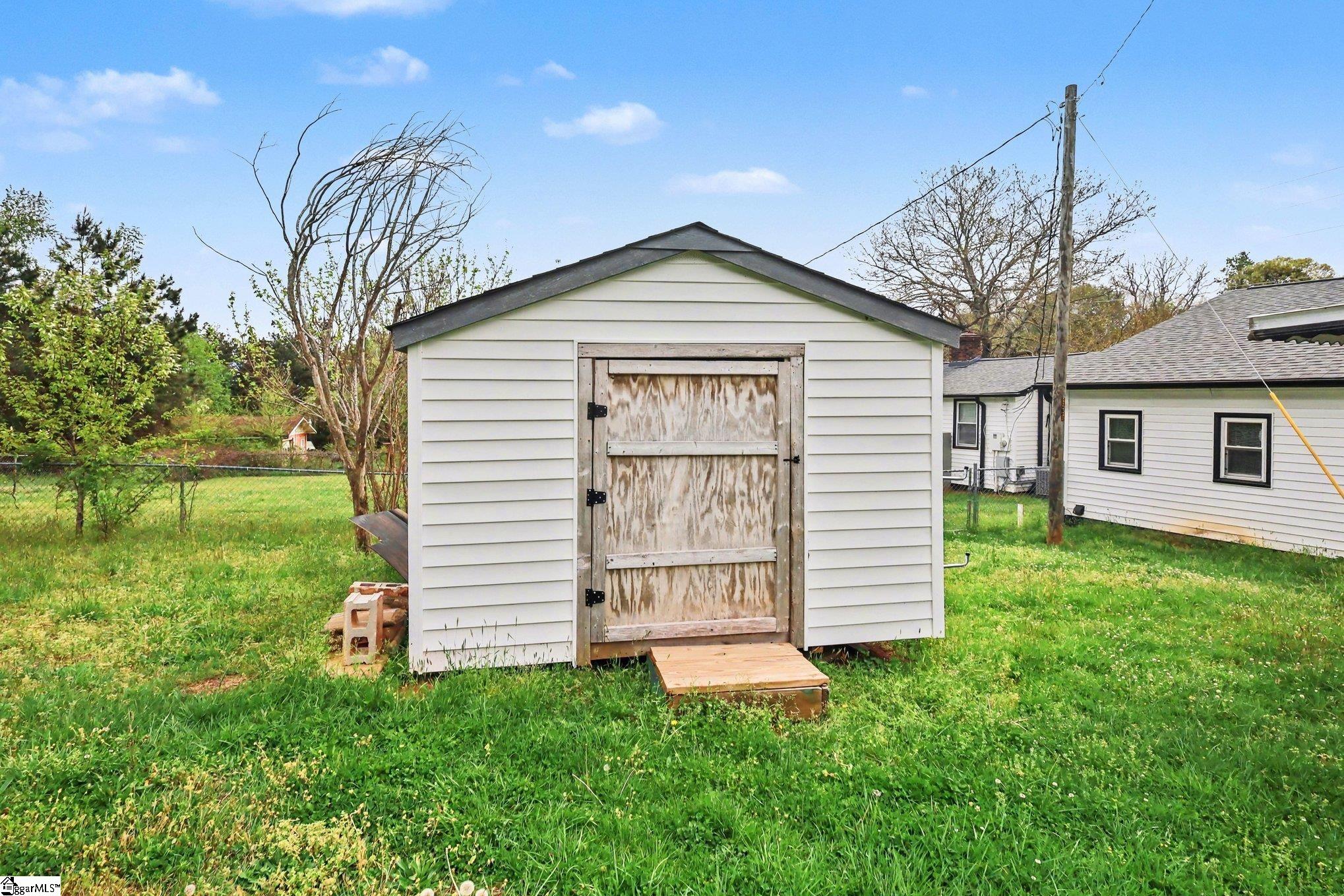 274 Gibson Road Easley, SC 29640 - Photo 25 of 27