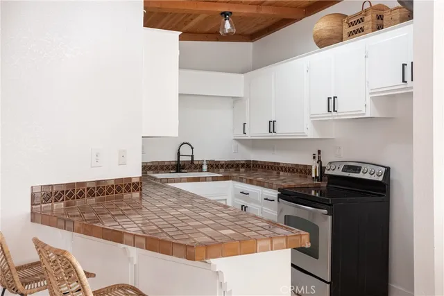 $6,995 | 363 Ruby Street, Laguna Beach, CA 92651