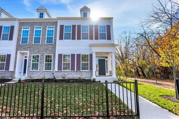 $2,600 | 502 Gilder Drive, Carmel, IN 46032