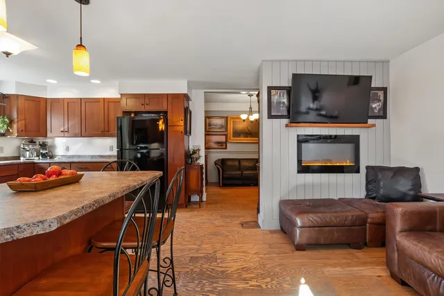 $899,000 | 356 New Hampshire Rte 103, Sunapee, NH 03782