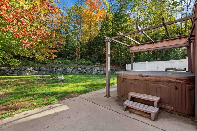 $899,000 | 356 New Hampshire Rte 103, Sunapee, NH 03782