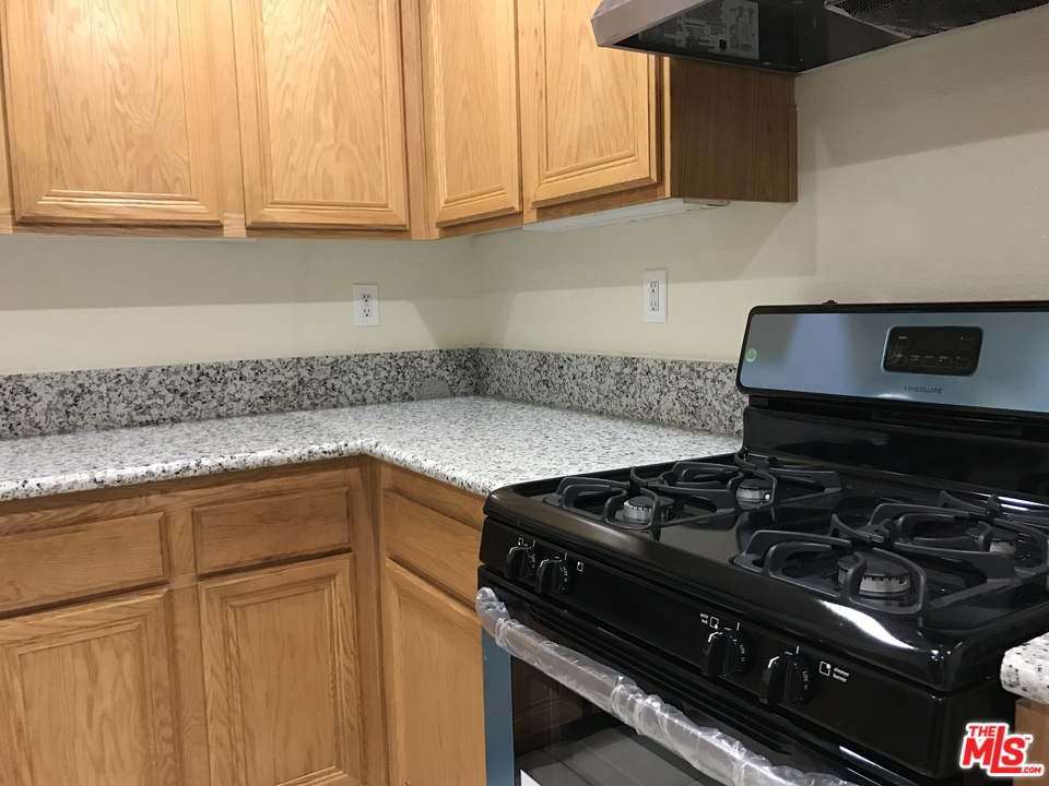 40301 Pantano Road Palmdale, CA 93550 - Photo 13 of 31 Gallery Image 13