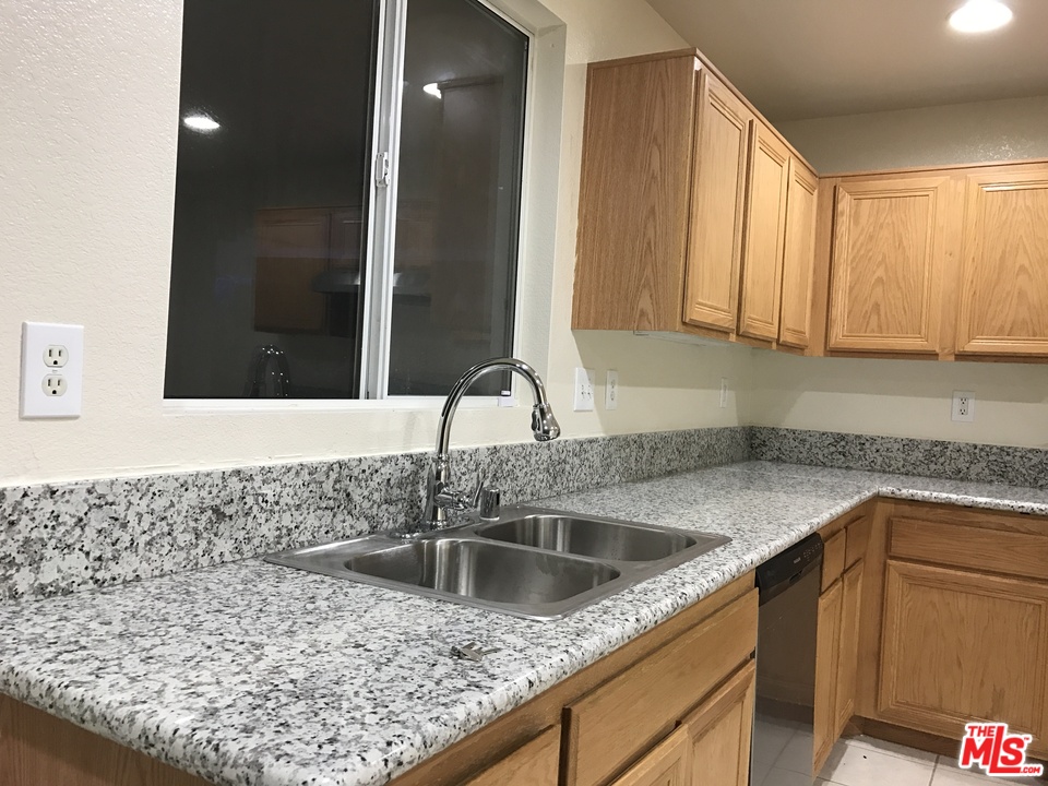 40301 Pantano Road Palmdale, CA 93550 - Photo 18 of 31 Gallery Image 18