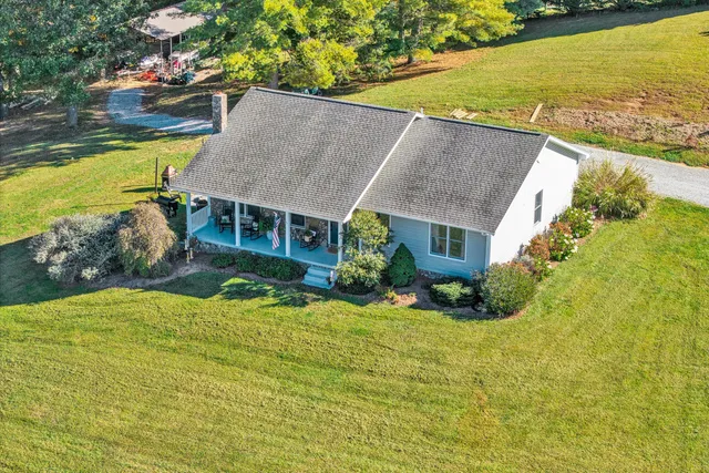 $535,000 | 99 Spruce Lane, Callaway, VA 24067