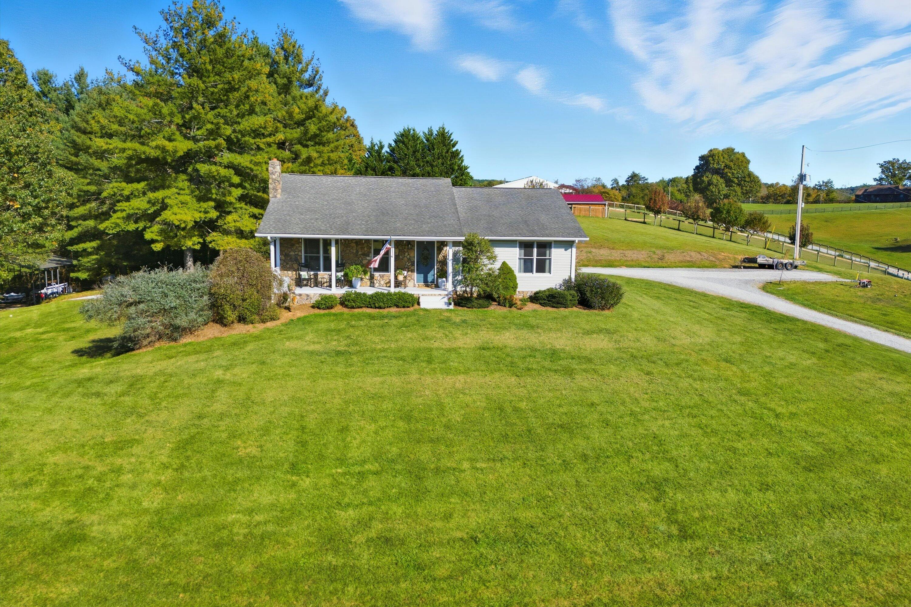 99 Spruce Lane Callaway, VA 24067 - Photo 6 of 66 04-SGP--6