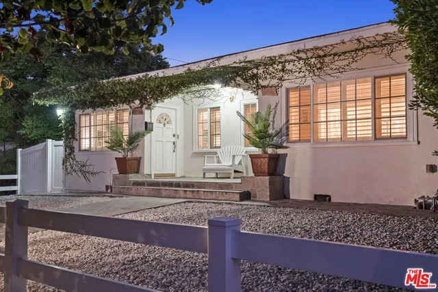 $1,499,000 | 11538 La Maida Street, Valley Village, CA 91601