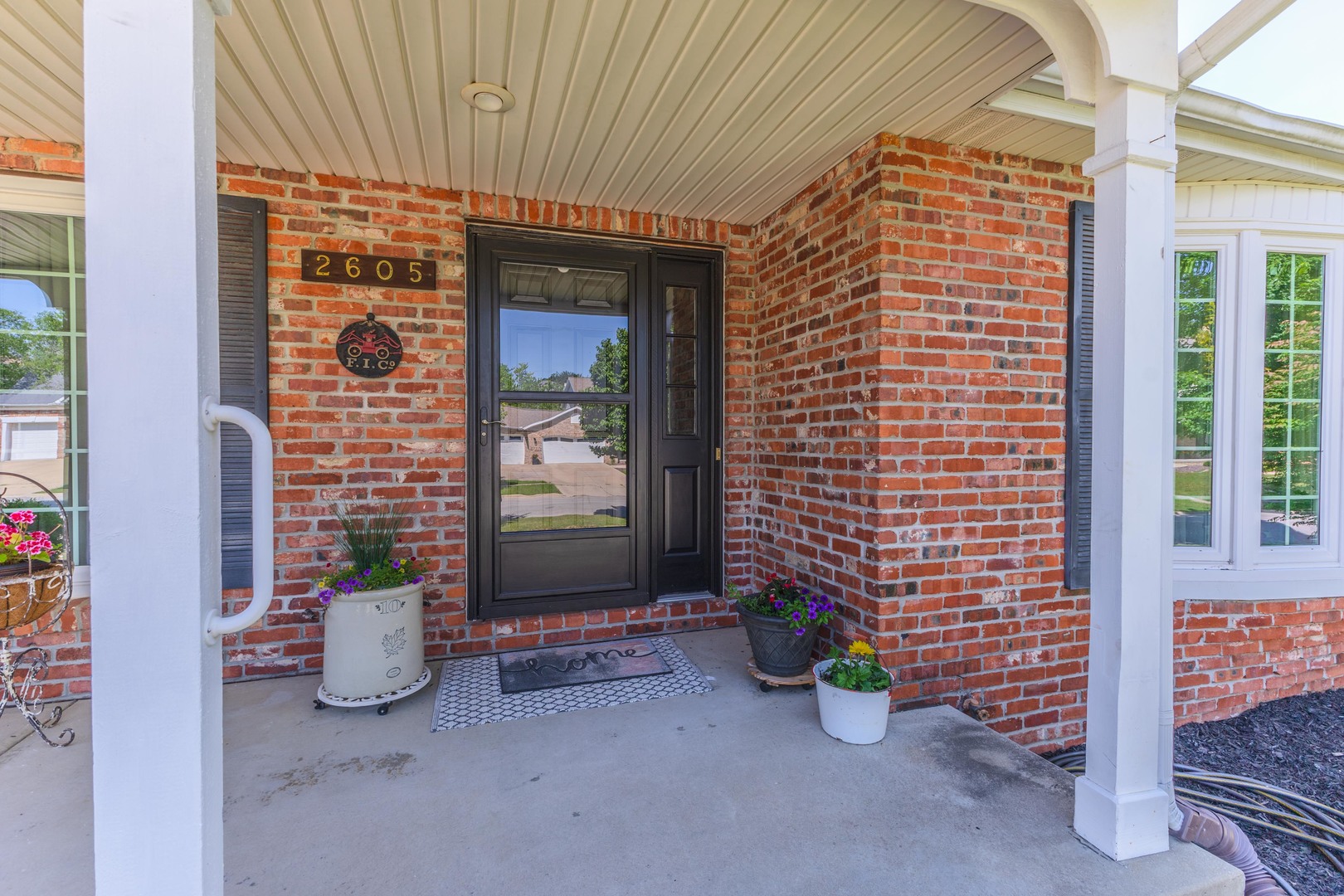 2605 Park Ridge Road Bloomington, IL 61704 - Photo 2 of 69