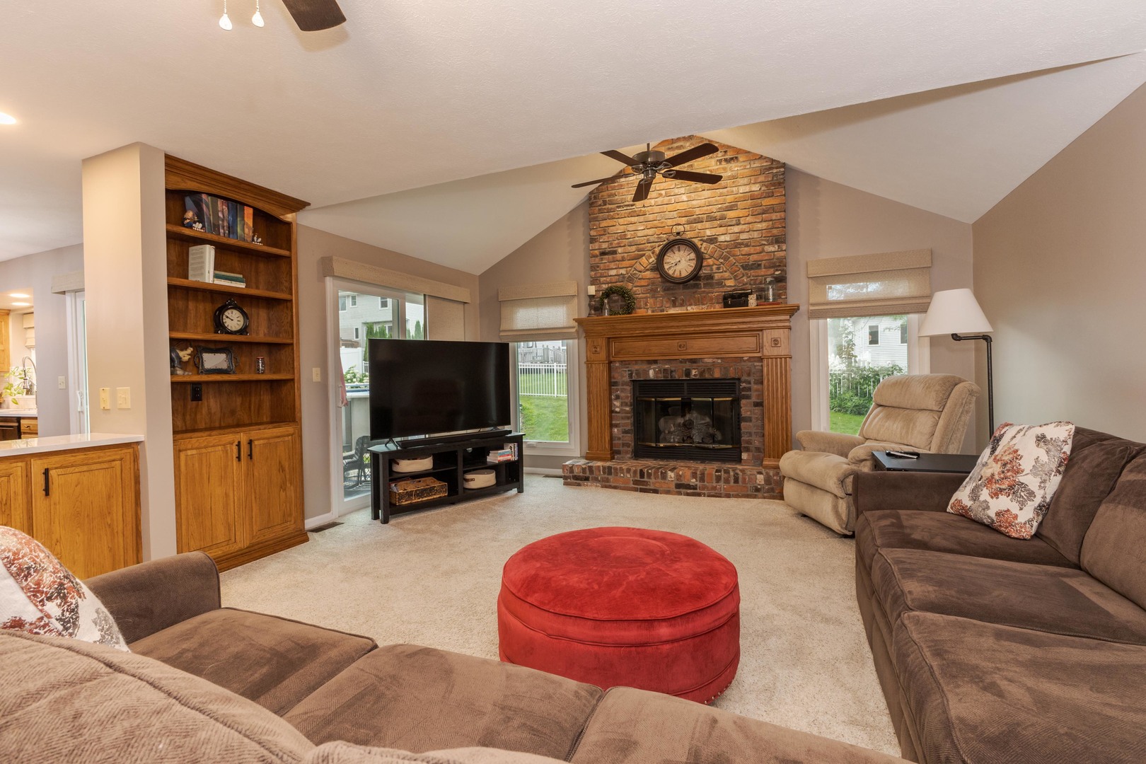 2605 Park Ridge Road Bloomington, IL 61704 - Photo 46 of 69 a living room with furniture and a flat screen tv