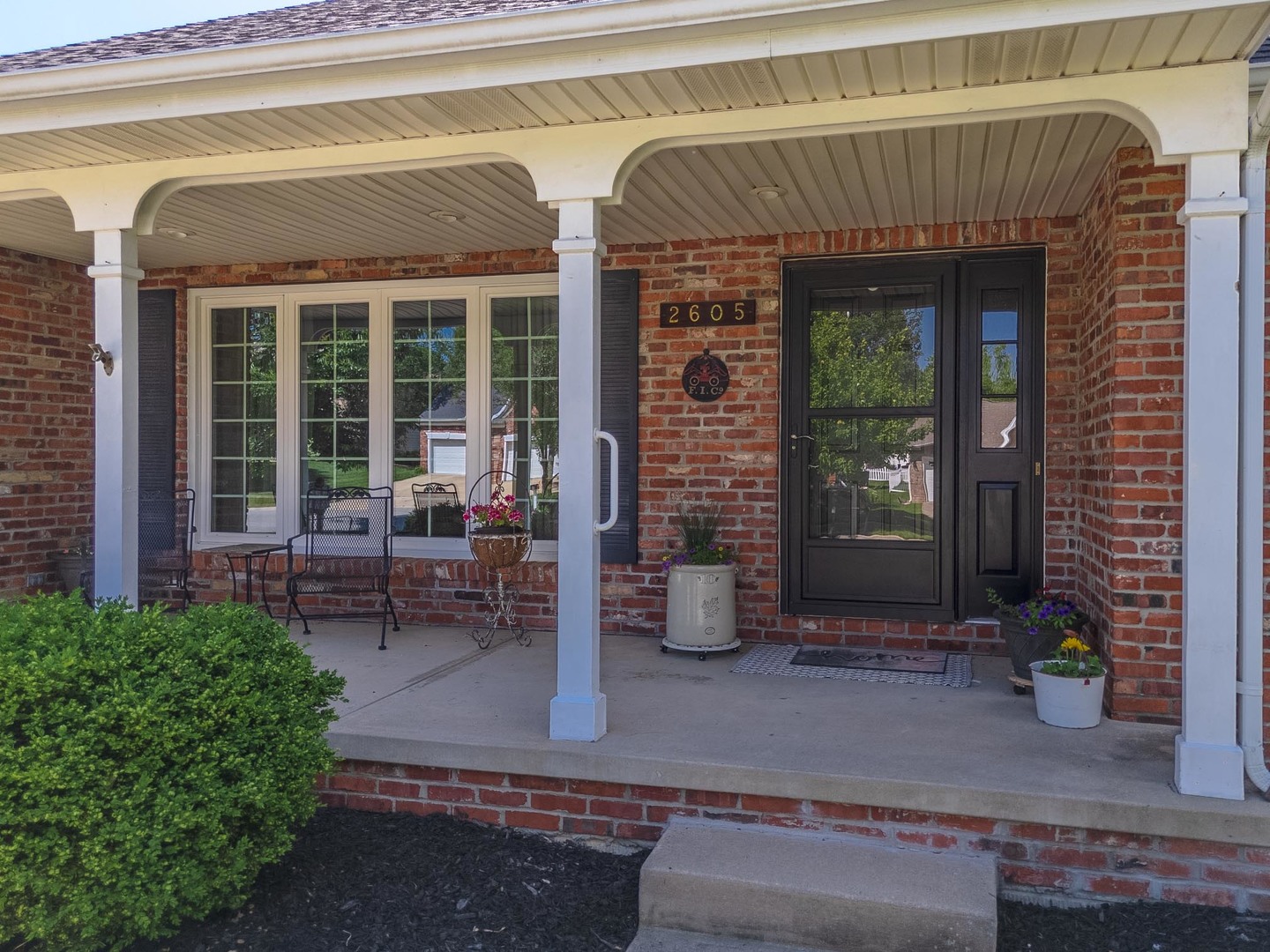 2605 Park Ridge Road Bloomington, IL 61704 - Photo 6 of 69 a view of a house with patio