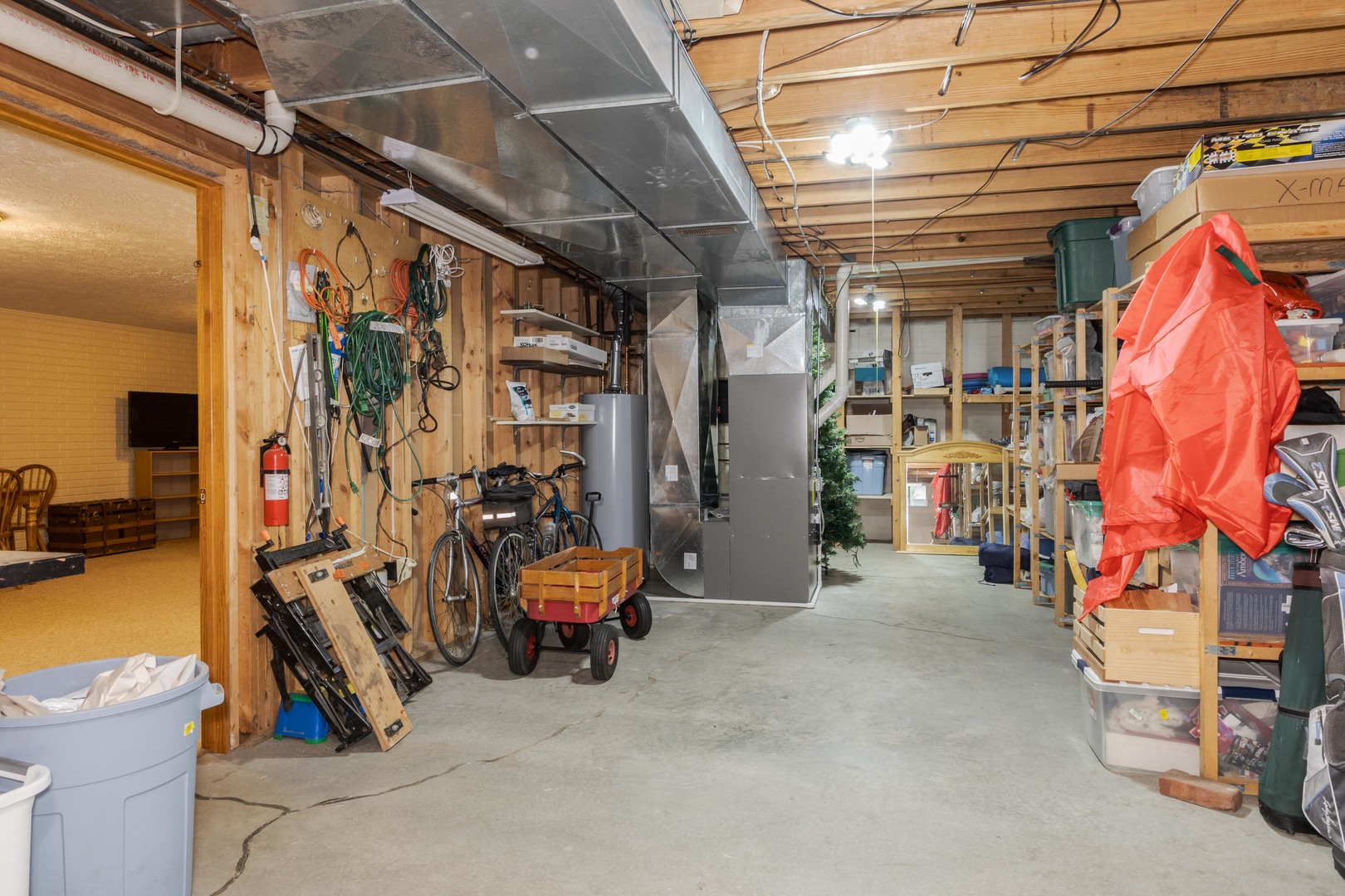 2605 Park Ridge Road Bloomington, IL 61704 - Photo 69 of 69 a view of a room with gym equipment