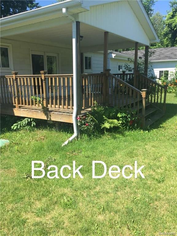 3608 Hunt Road Lapeer, MI 48446 - Photo 7 of 34