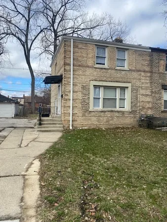 $1,750 | 9842 South Yates Boulevard, Chicago, IL 60617