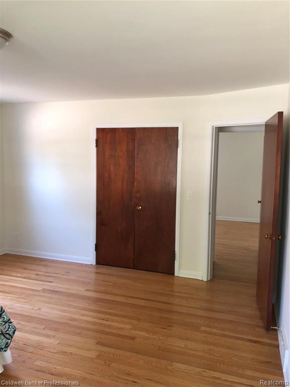 1141 South Renaud Road Grosse Pointe Woods, MI 48236 - Photo 26 of 52