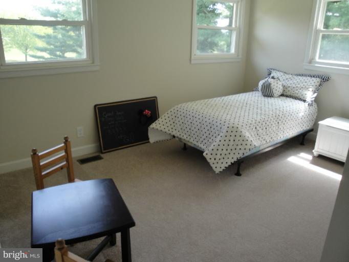 8726 Indian Springs Road Frederick, MD 21702 - Photo 10 of 13 Bedroom