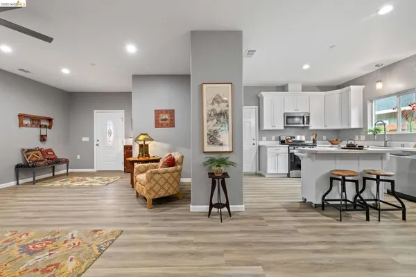 $435,000 | 18170 7th Avenue, Jamestown, CA 95327