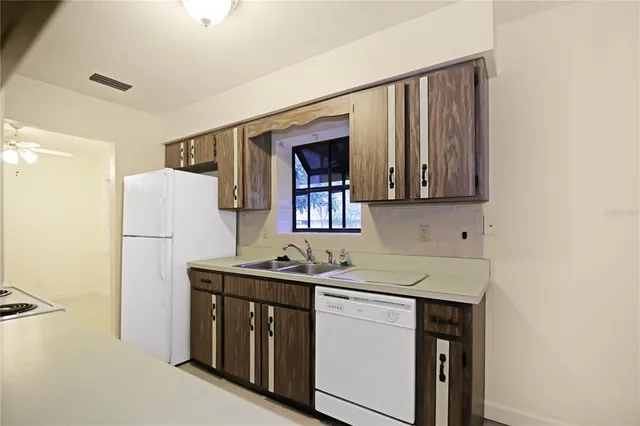 $329,000 | 937 Chickadee Drive, Port Orange, FL 32127