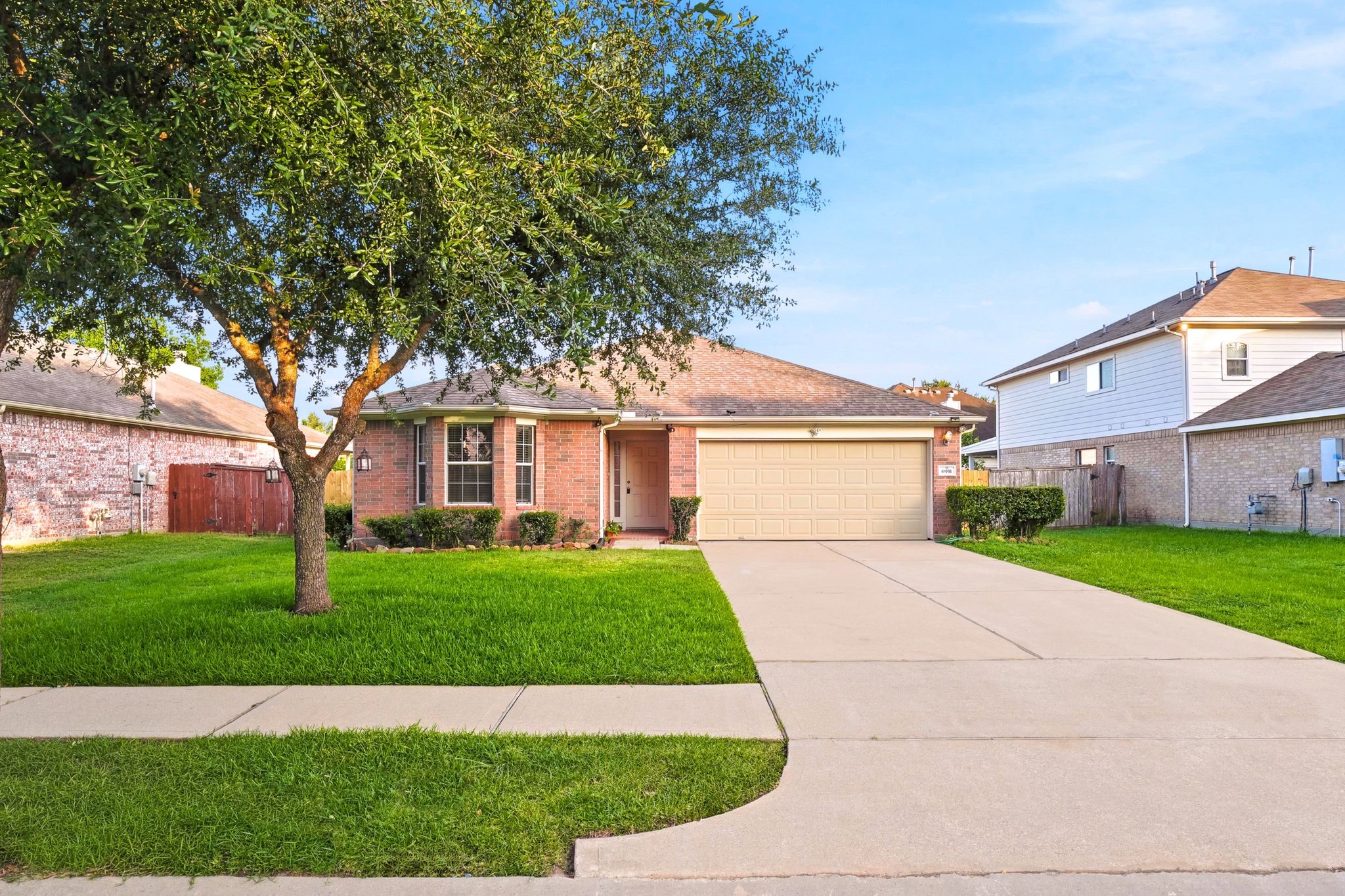 6931 Hamilton Falls Lane Spring, TX 77379 - Photo 2 of 36